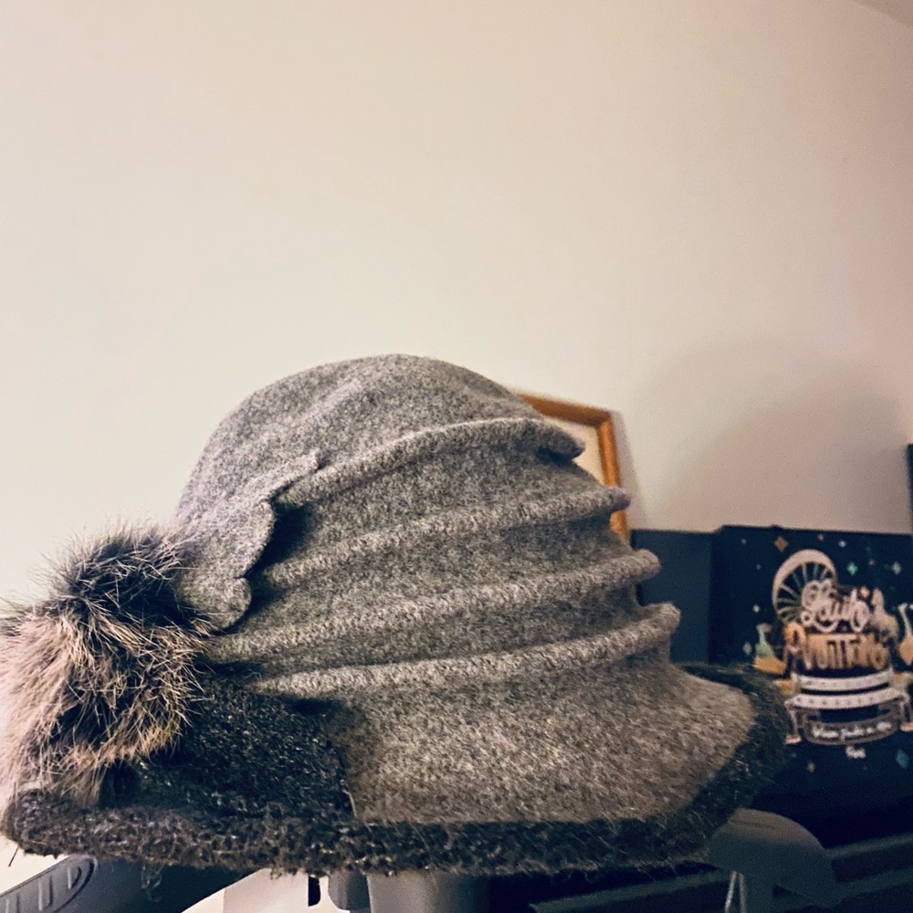 Gray Knit Hat with Pom Pom